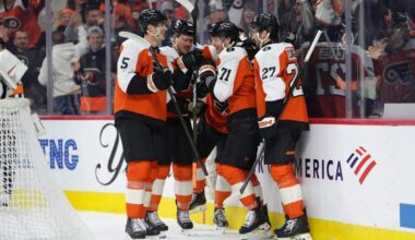 Flyers score 3 goals in 26 seconds, showing signs of an improving offense