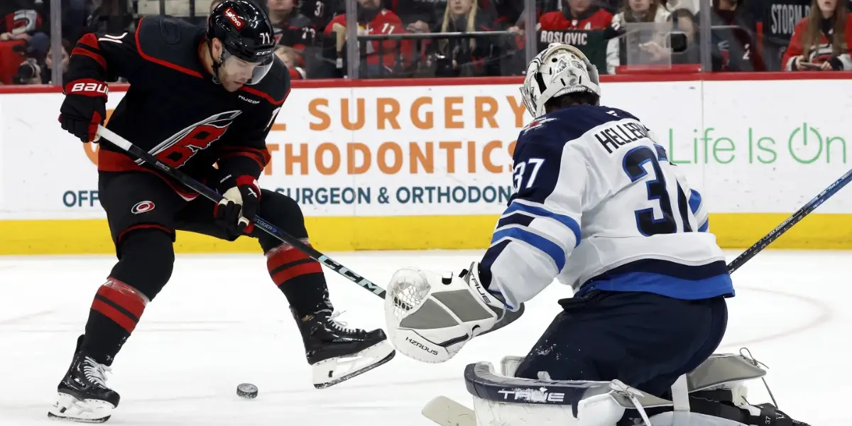 NHL Game Preview: Carolina Hurricanes at Winnipeg Jets with Line Combinations 11/21/2025