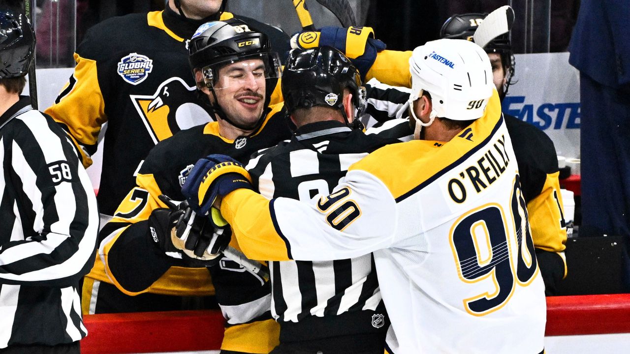 Crosby, Malkin score as Penguins shut out Predators in Stockholm
