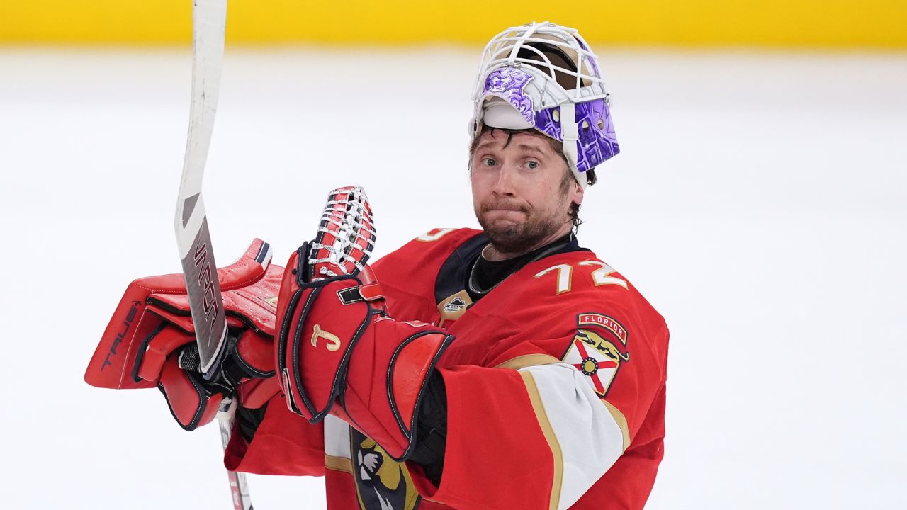 NHL Roundup: Bobrovsky gets shutout on night Panthers honour Petry