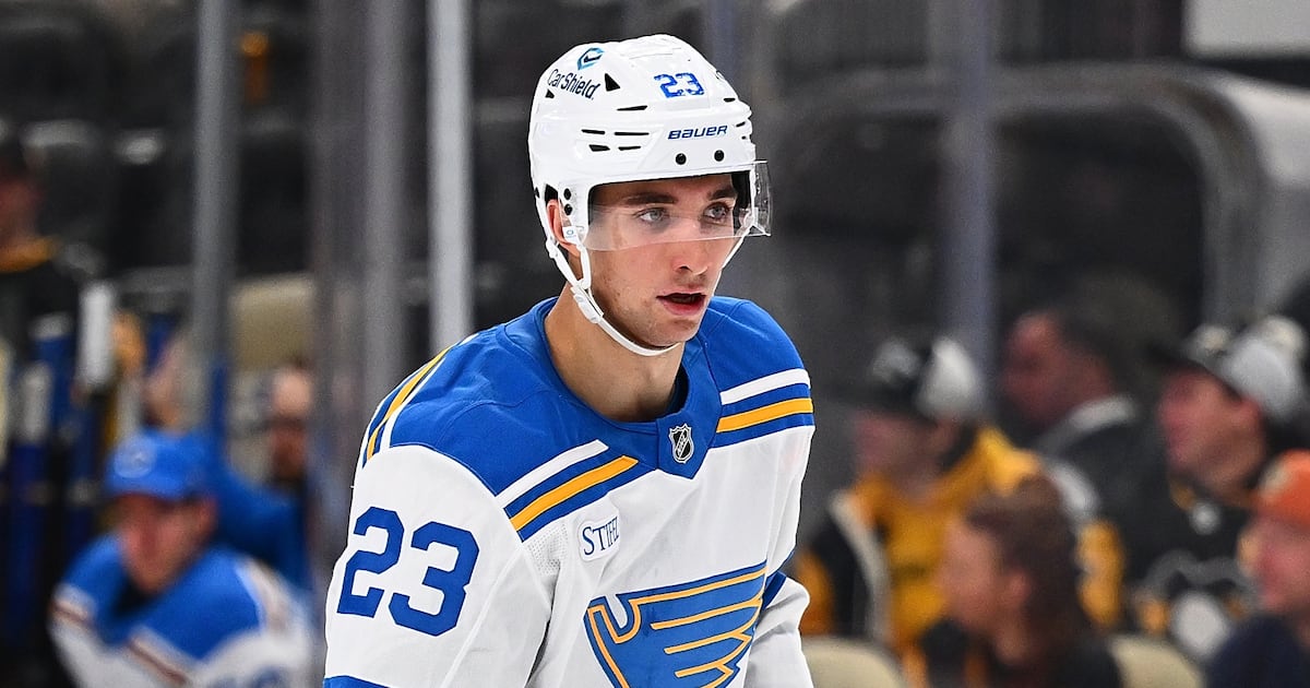 St. Louis Blues send D Logan Mailloux down to AHL Thunderbirds, recall D Hunter Skinner