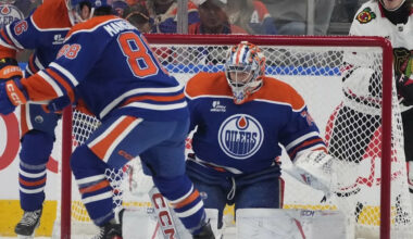 Oilers goalie Skinner's focus is on his own game, not the naysayers