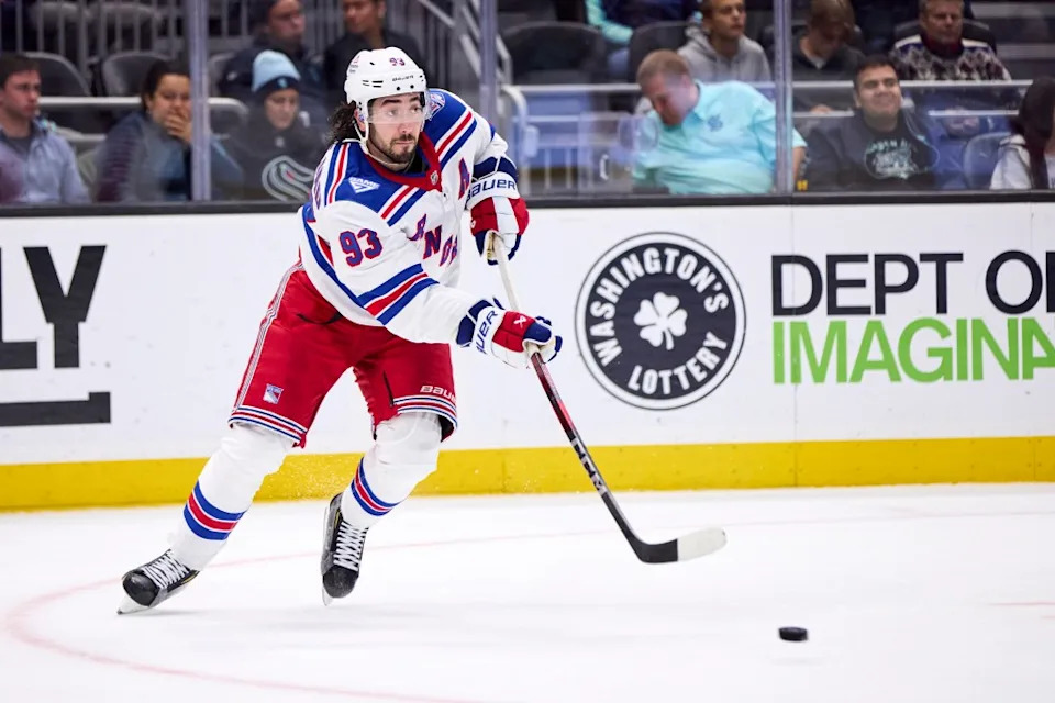 New York Rangers center Mika Zibanejad (93) looks to pass during the third period against the Seattle Kraken at Climate Pledge Arena. Blake Dahlin-Imagn Images