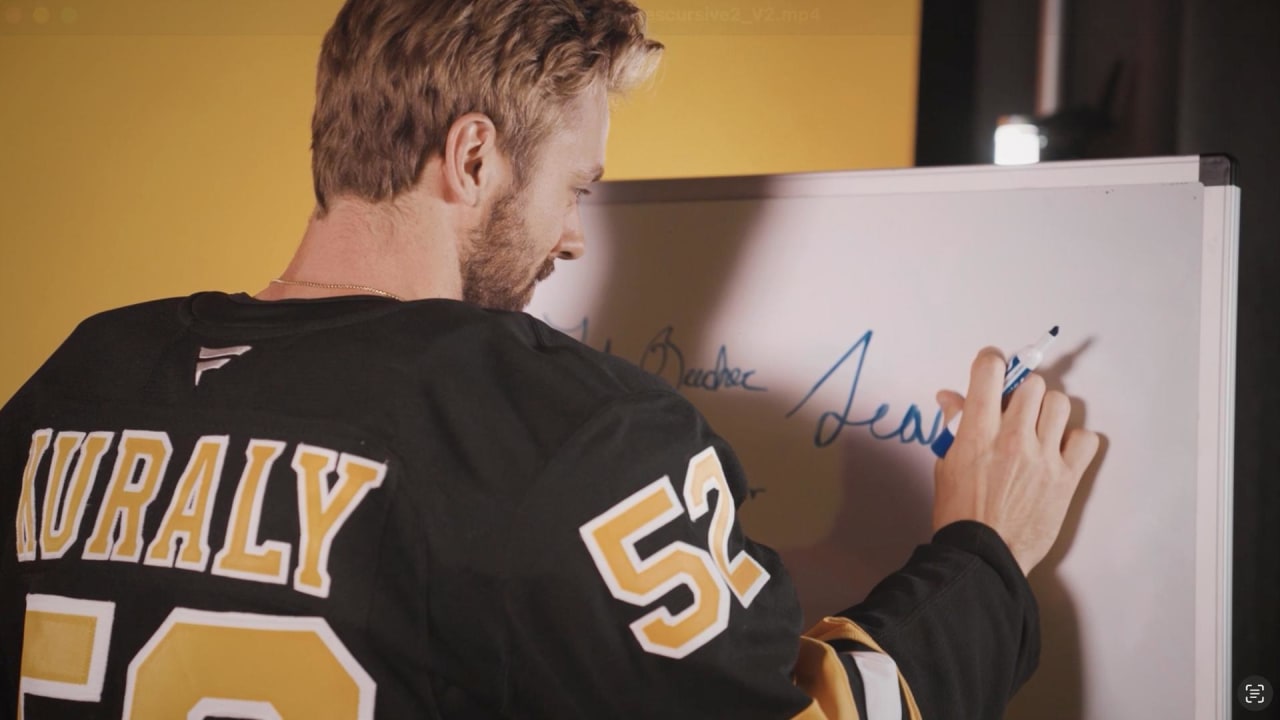 Cursive Challenge | Boston Bruins