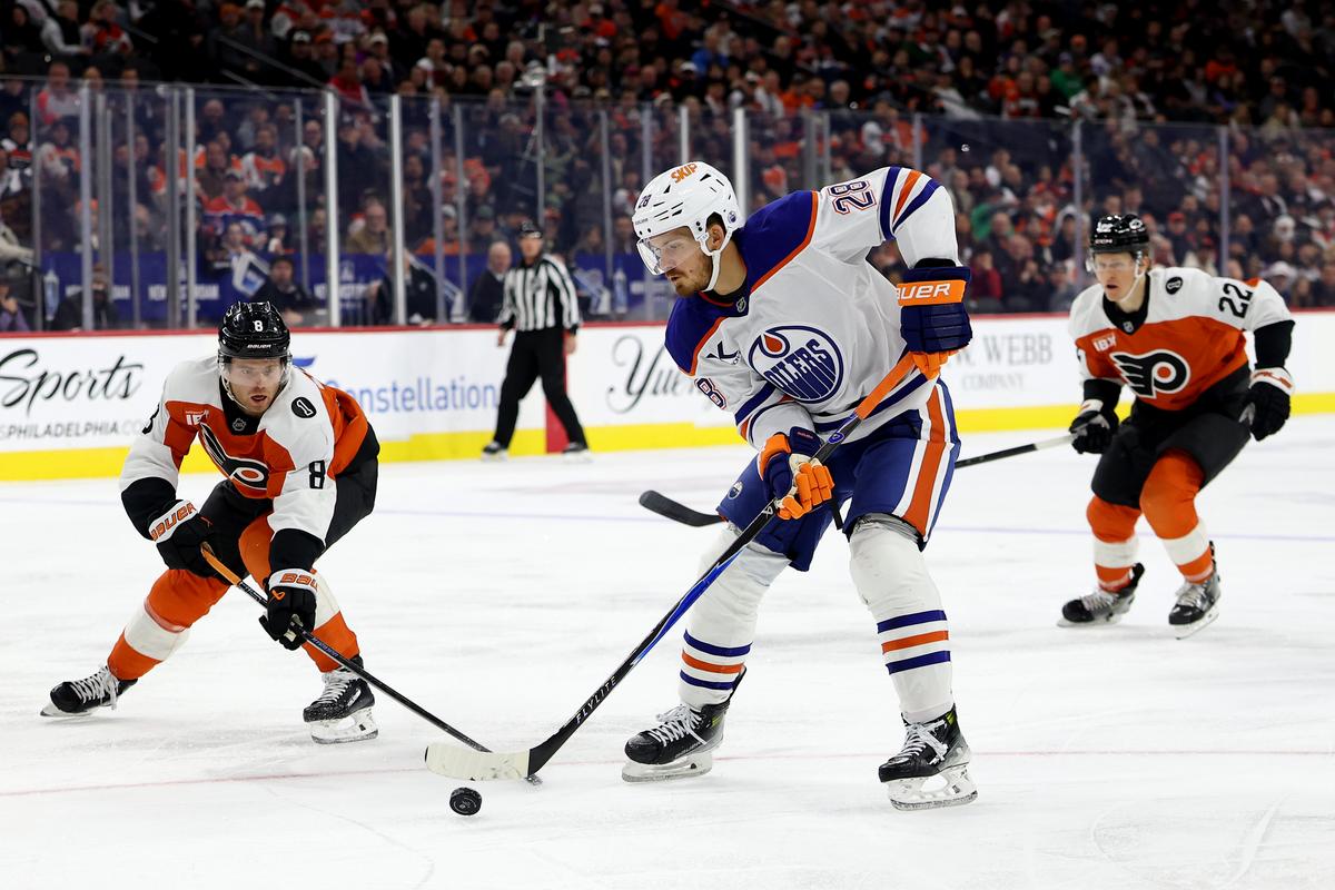 Late Goal Overturned as Flyers Fall to Oilers