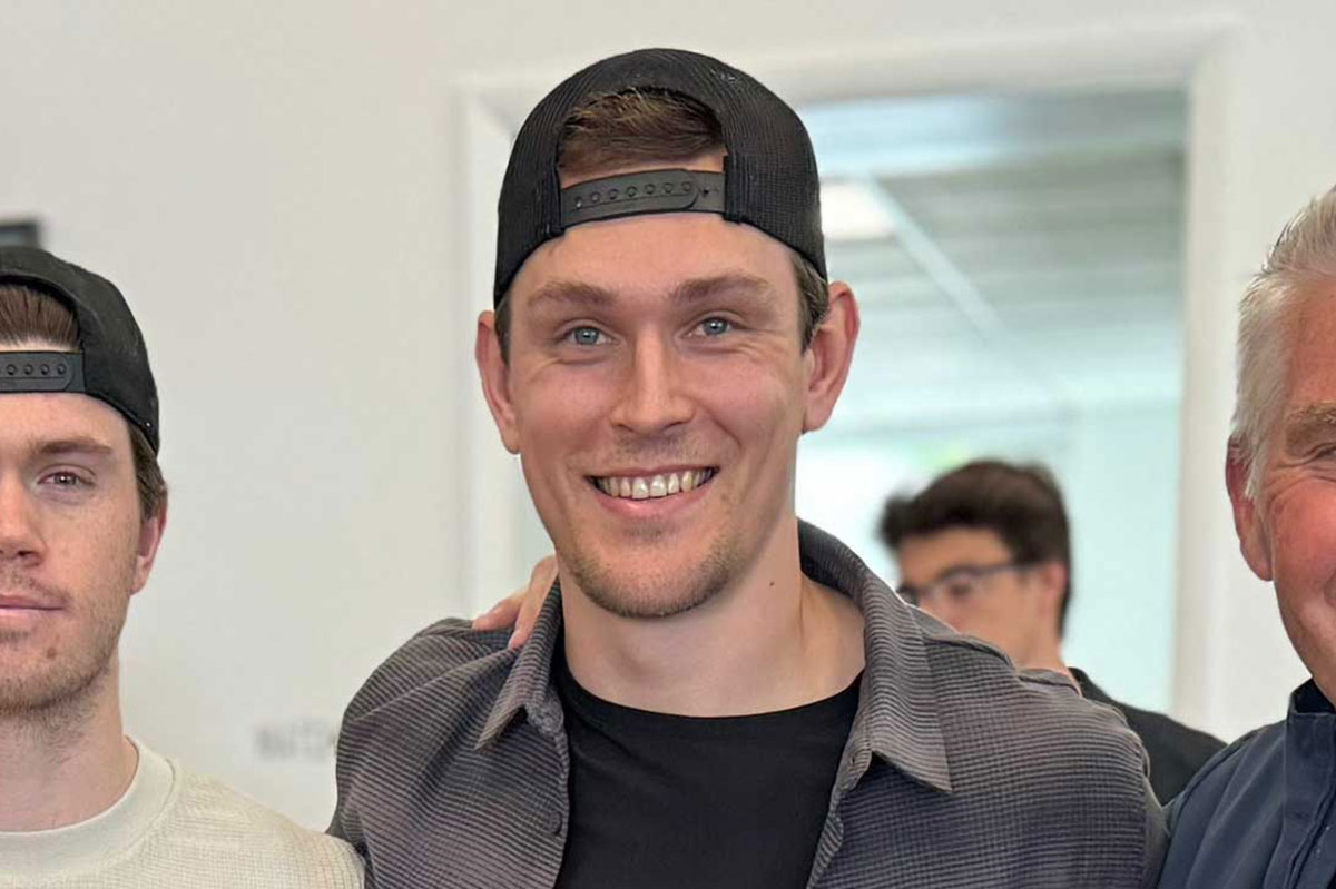 Beck Malenstyn scores goal of the year candidate against Hurricanes