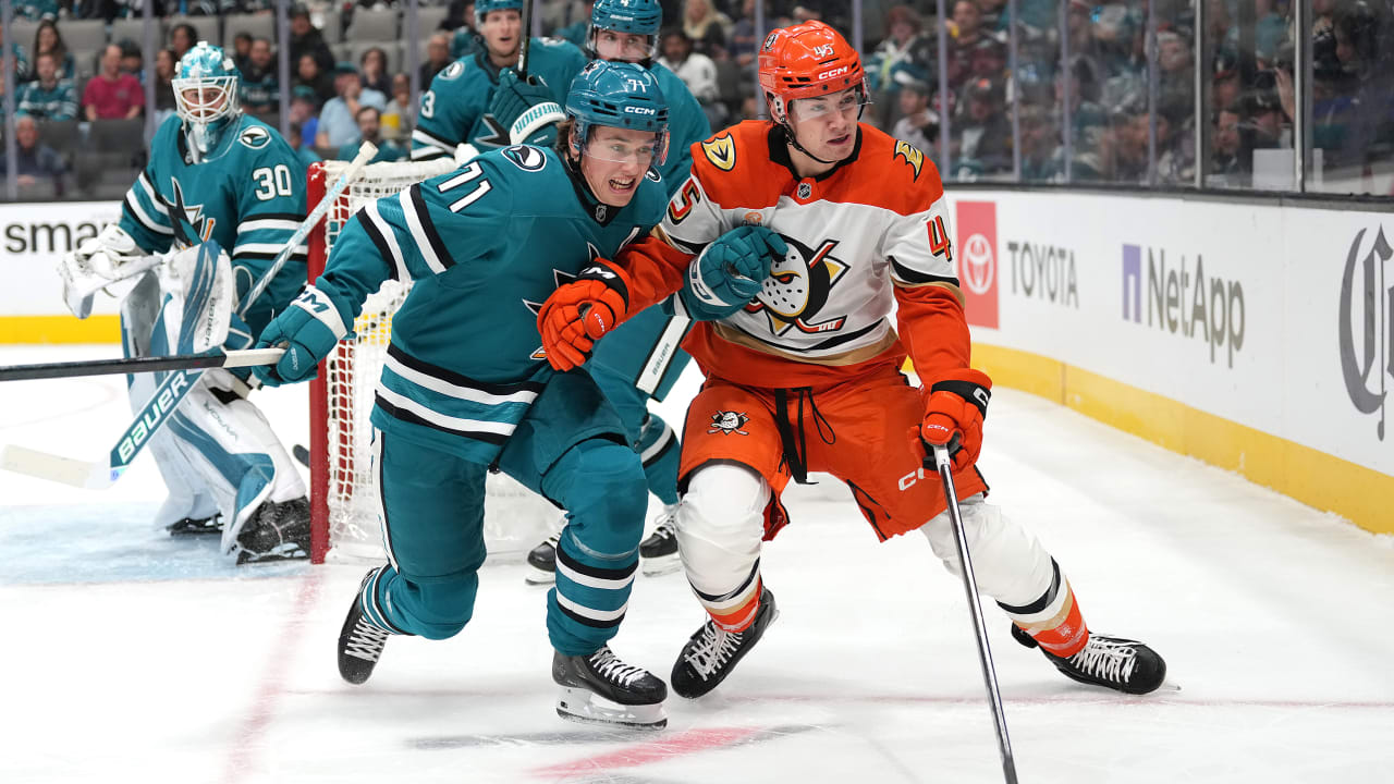 EDGE stats: Surprise 2026 NHL Awards contenders