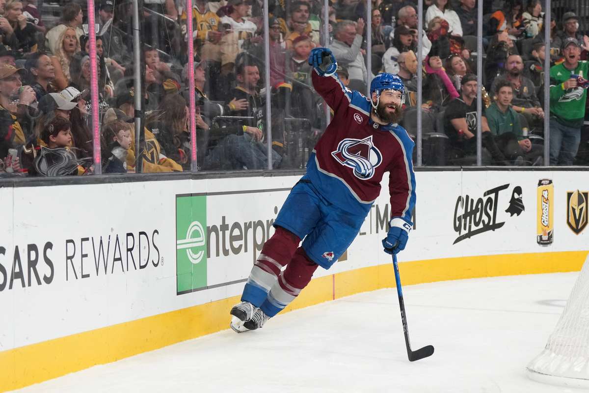 NHL roundup: Avalanche claim top spot in Western Conference, Gibson has Ducks reunion