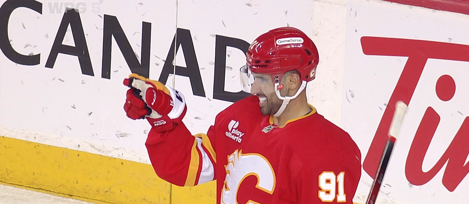 Flames owner Murray Edwards expresses no interest in trading Nazem Kadri