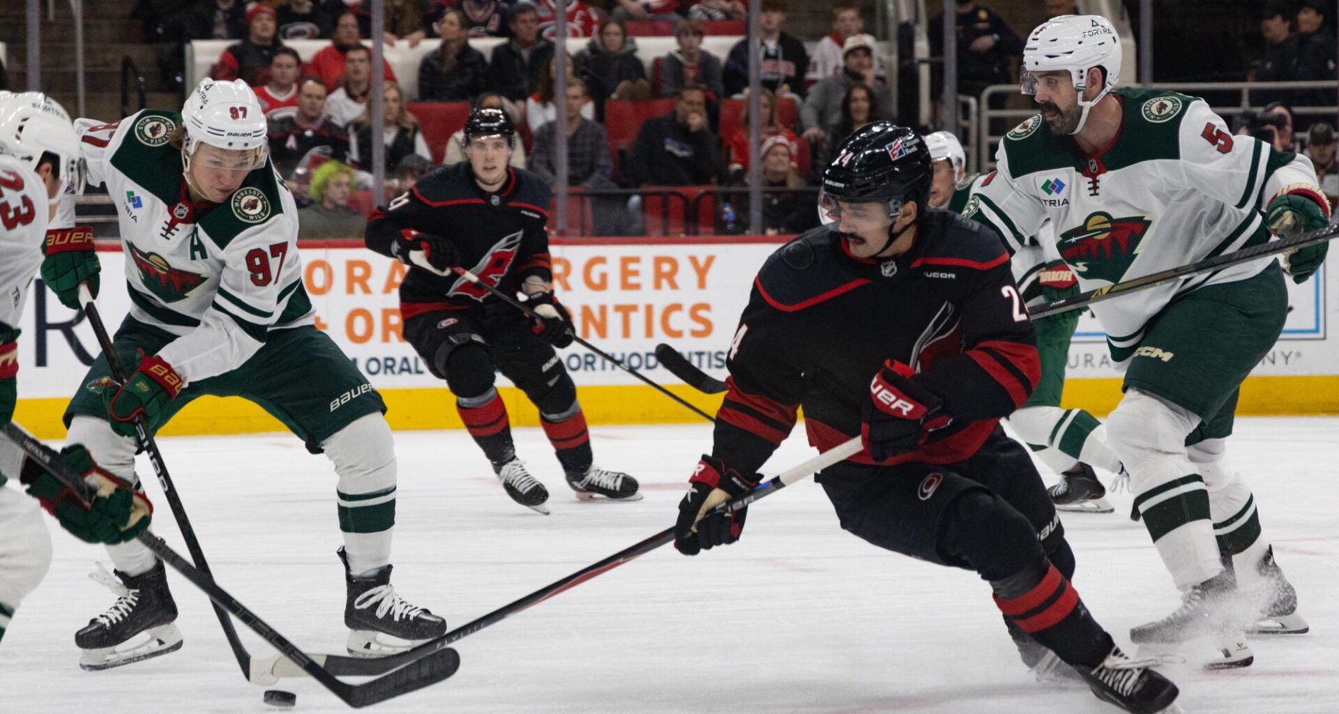 Hurricanes defeat Jets 5-1 for second time in a week – Technician