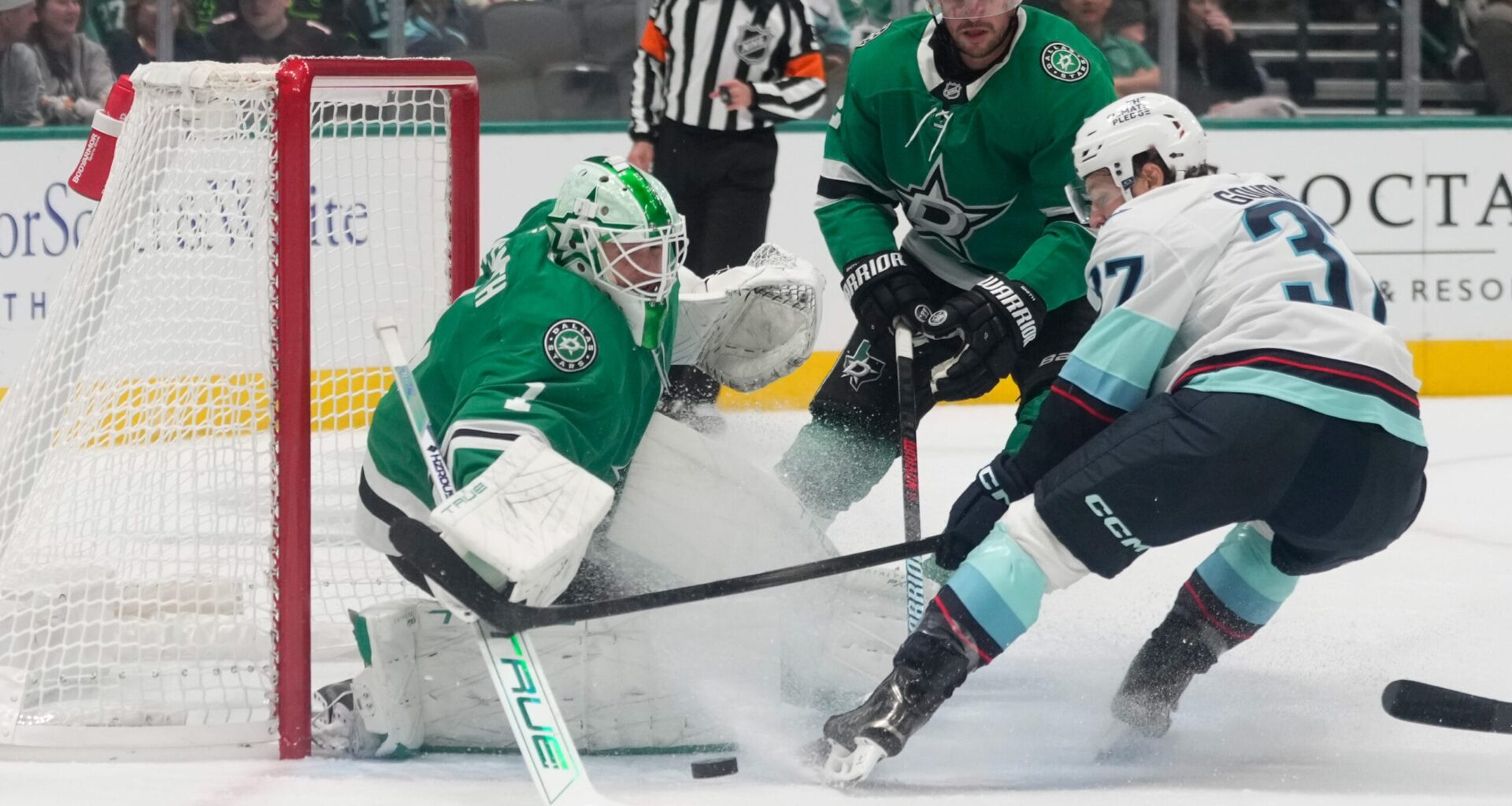 Dallas defeats Seattle Kraken 2-1