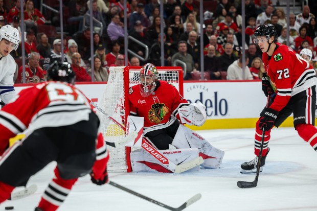 Chicago Blackhawks goaltender Spencer Knight (30) guards the net during the second period against the Toronto Maple Leafs at the United Center Saturday Nov. 15, 2025 in Chicago. (Armando L. Sanchez/Chicago Tribune)
