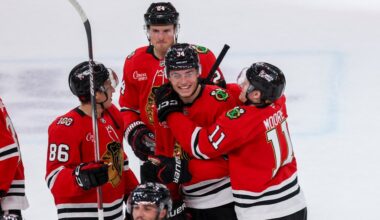 Chicago Blackhawks 3, Toronto Maple Leafs 2
