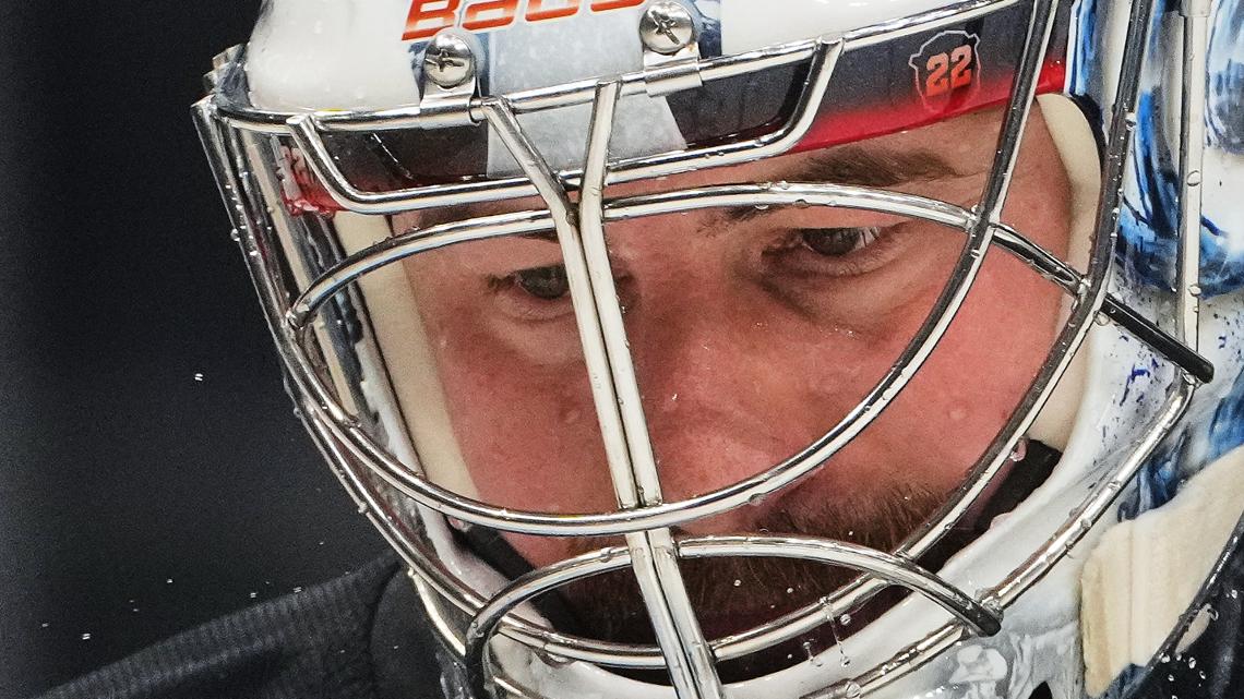 Grubauer stops all 19 shots in relief as the Kraken beat the Sharks 4-1