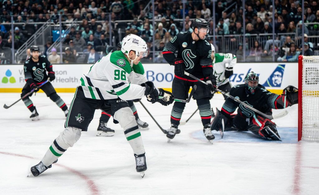 Dallas Stars GM Puts Cards on the Table Over Mikko Rantanen and Jason Robertson’s Future