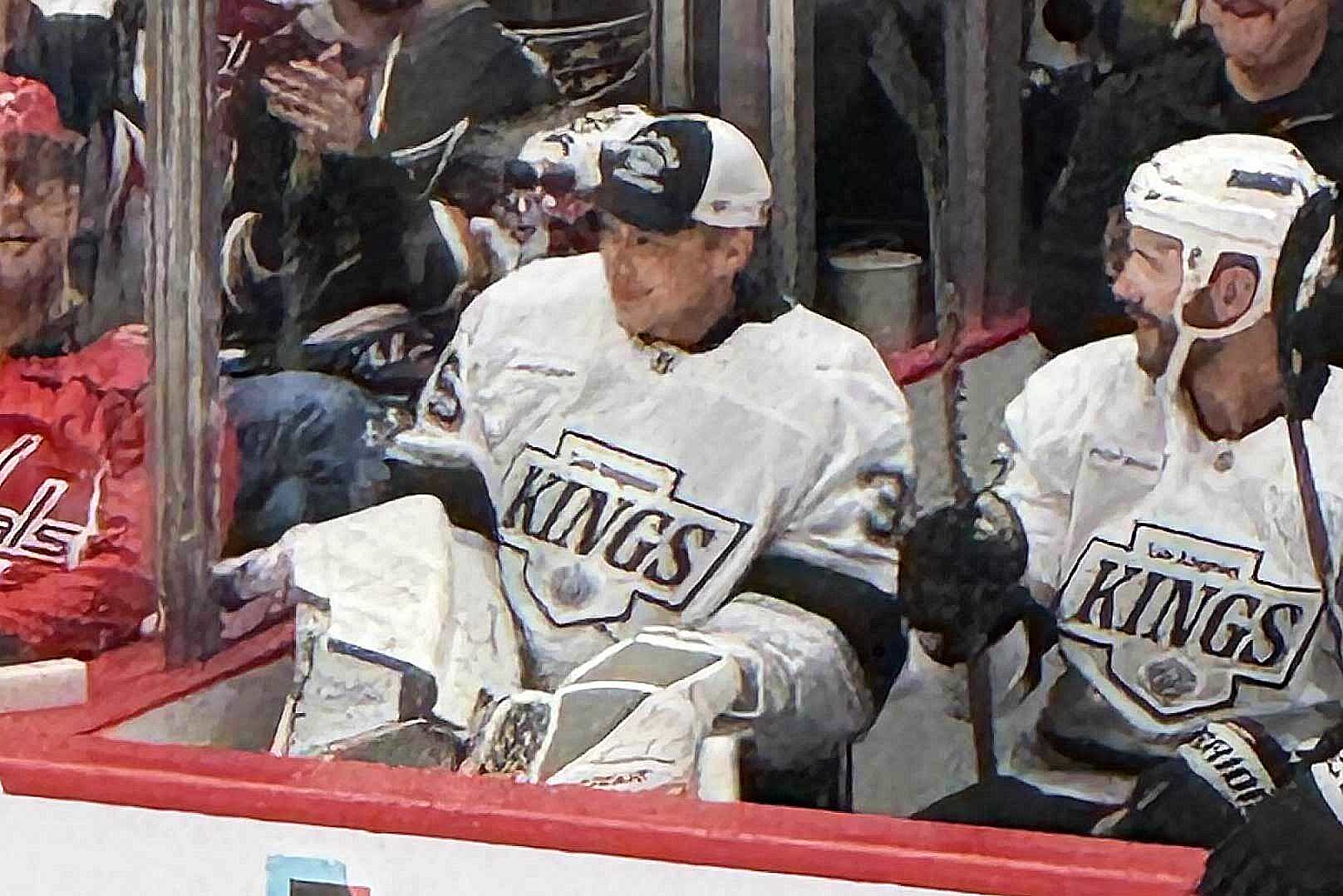 Darcy Kuemper on the bench