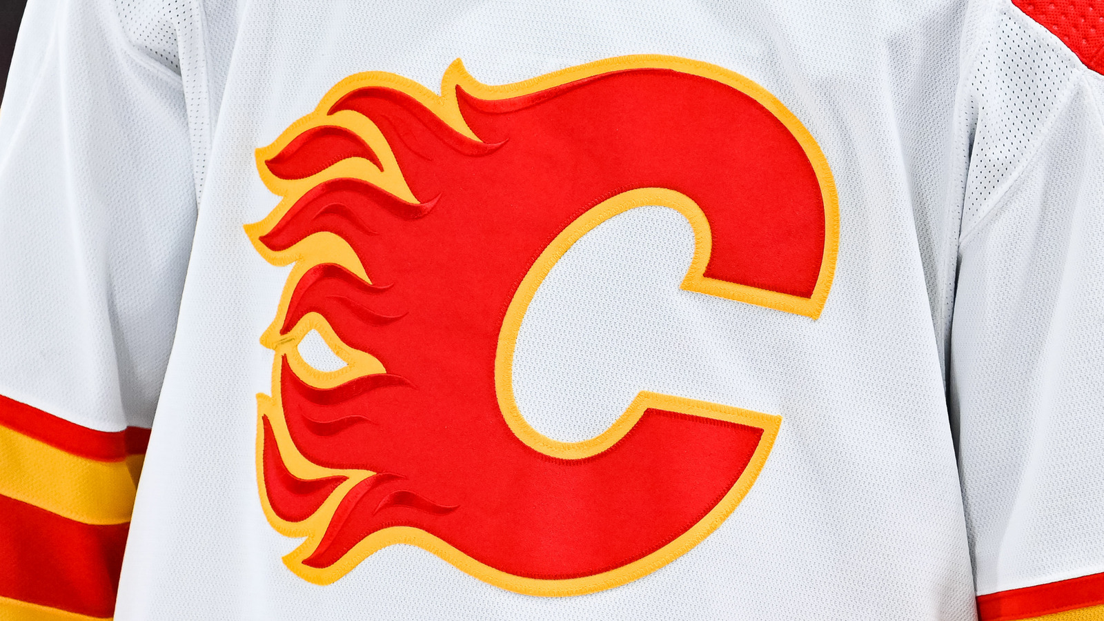 Calgary Flames fit checks to start the 2025–26 season