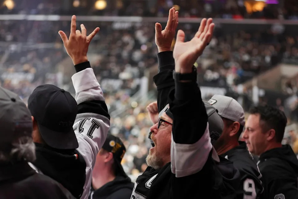 Los Angeles Kings fans celebrate the game tying goal during an NHL hockey game between the Los Angeles Kings and Boston Bruins, Friday November 21, 2025 in Los Angeles, Calif.