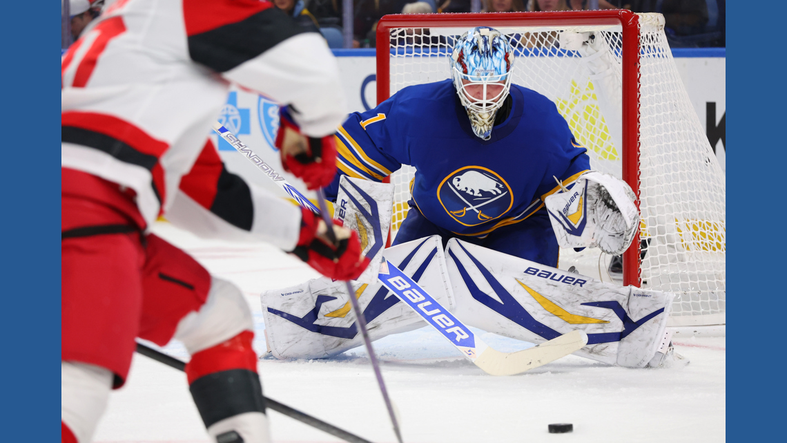 Malenstyn shines, Luukkonen blocks 28 as Sabres top East-leading Hurricanes 4-1