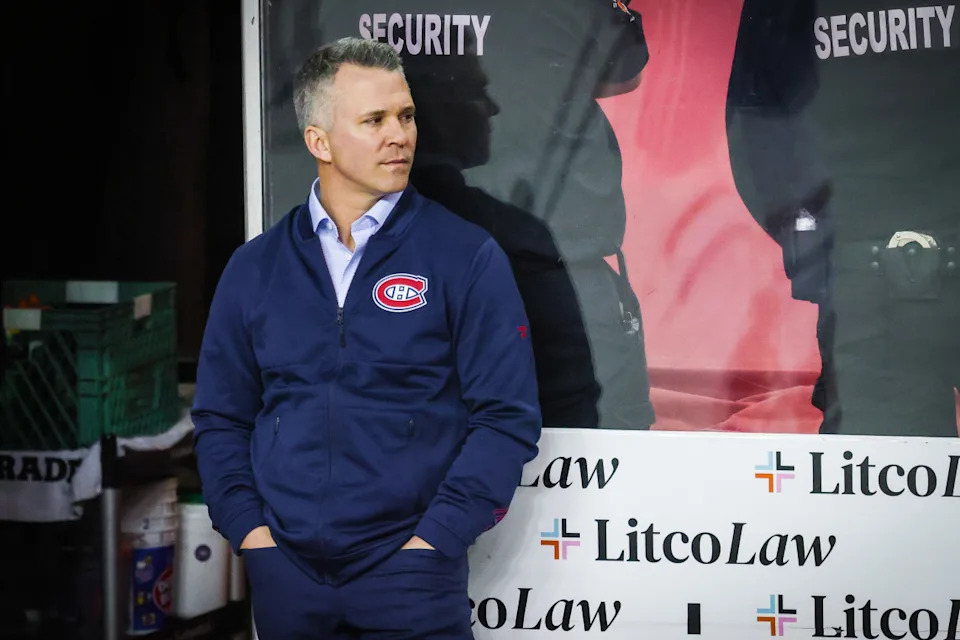 Montreal Canadiens head coach Martin St. Louis looks on from the bench.Sergei Belski-USA TODAY Sports via Imagn Images