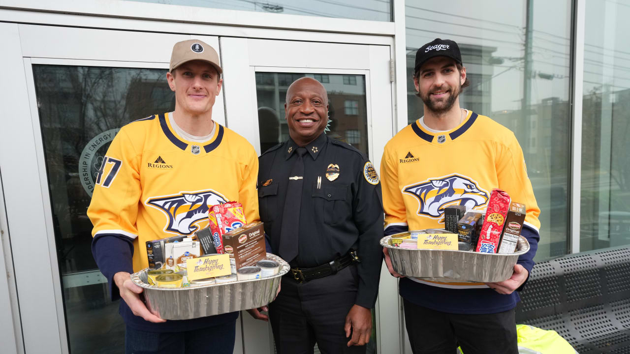Preds Give Back, Deliver Thanksgiving Meals Across Nashville