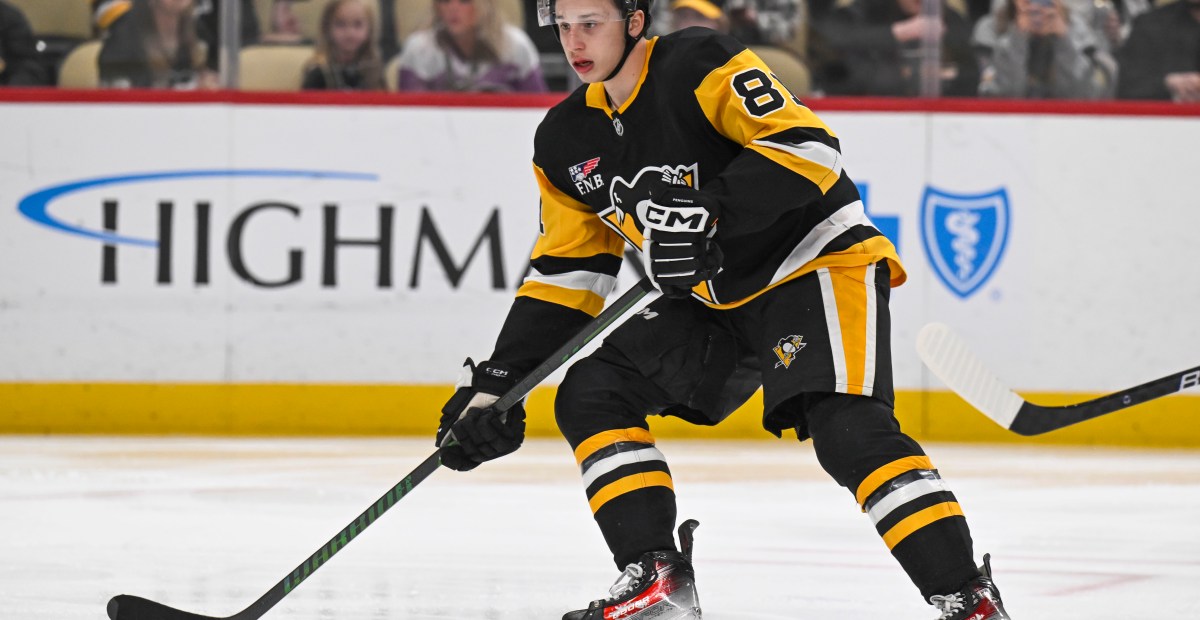 Penguins should keep Ben Kindel at center