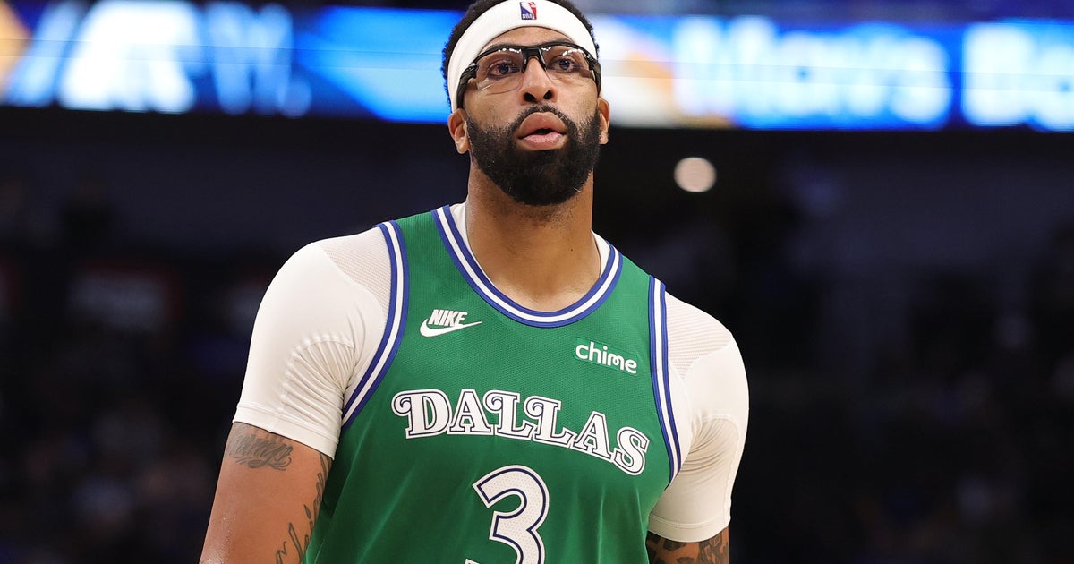 Anthony Davis to miss Dallas Mavericks' Mexico City game with leg injury, team says