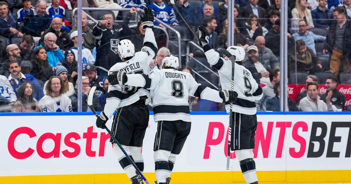 Quinton Byfield scores in OT to lift the Kings past the Maple Leafs, 4-3