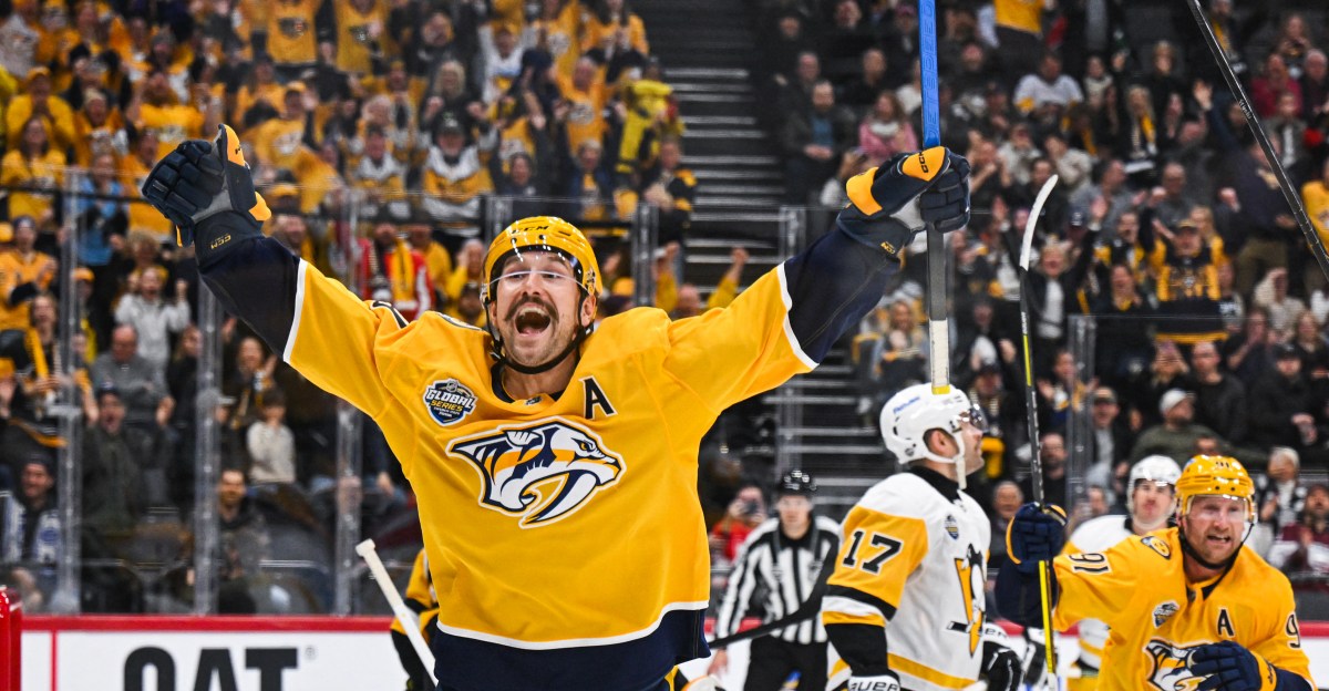 Pens blow another lead in Global Series loss to Preds