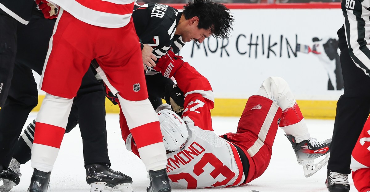 New Jersey Devils Survive Late Push In 4-3 Victory Over Detroit Red Wings