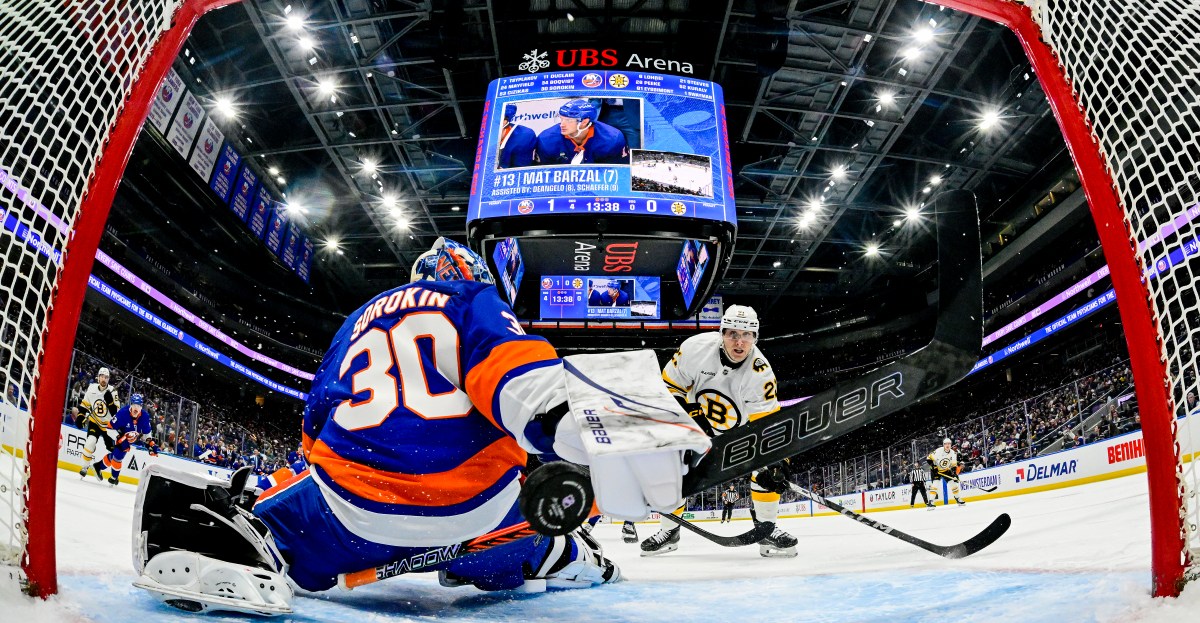 Bruins 3, Islanders 1: Stymied and swept by Swayman