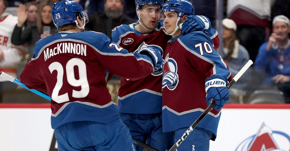Recap: Avs serve Sharks a shutout with humble pie