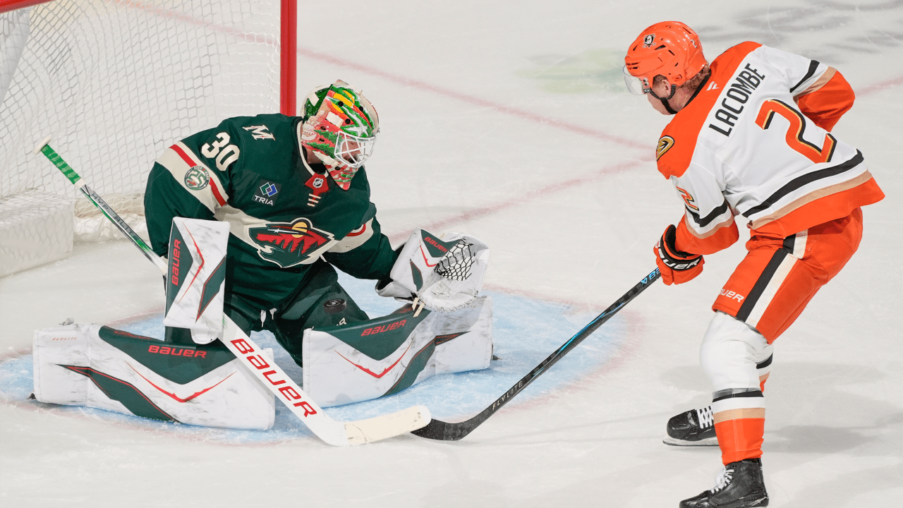 Wallstedt makes 28 saves for 2nd straight shutout, Wild blank Ducks