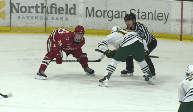 University of Vermont men's hockey team drops non-conference match to Harvard