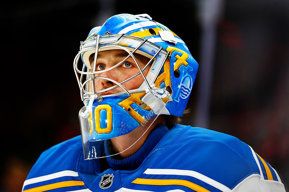 Hofer makes 17 saves in Blues’ 1-0 win vs. Mammoth
