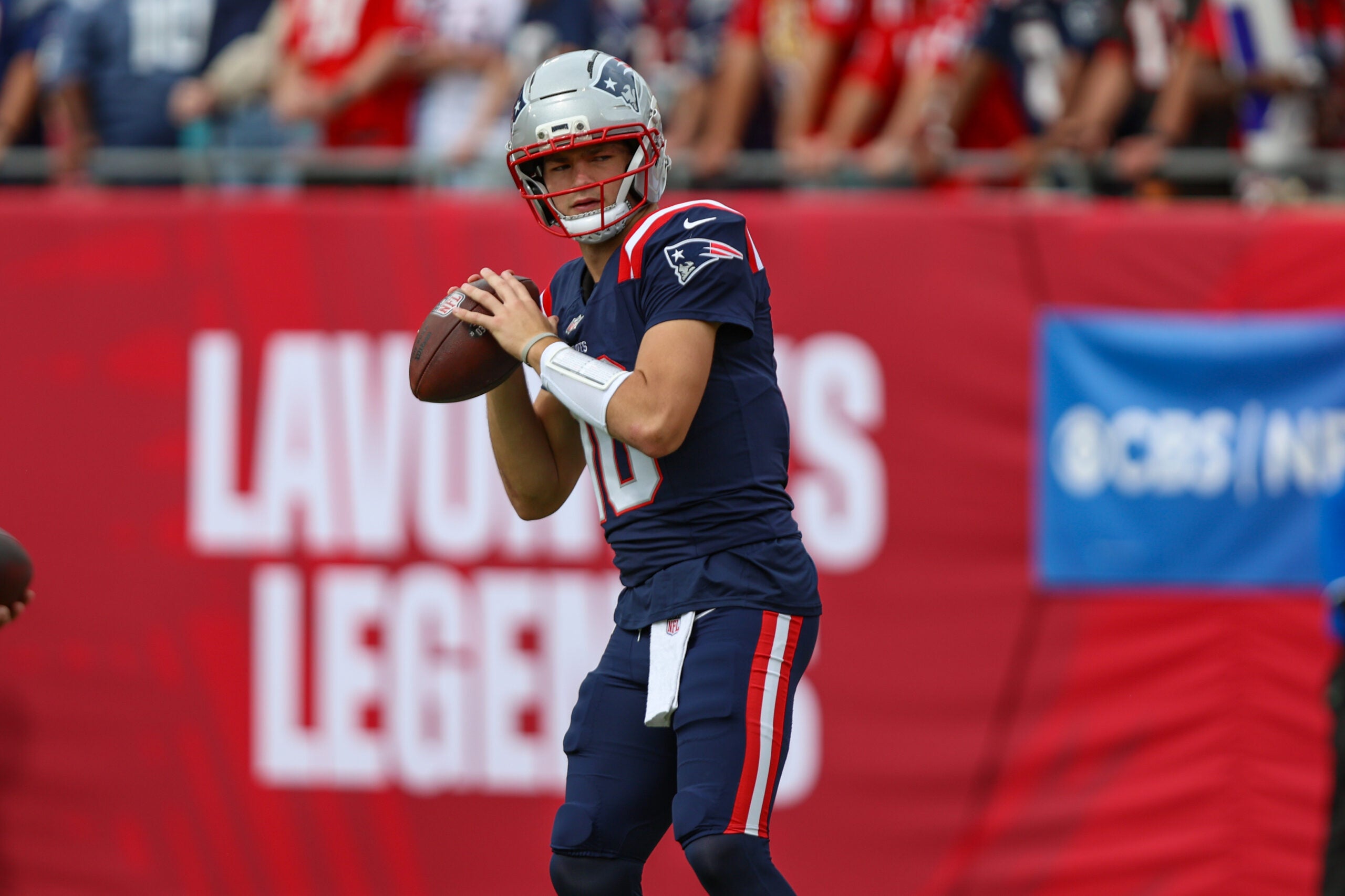 New England Patriots quarterback Drake Maye (10) warms up before an NFL football game against the Tampa Bay Buccaneers, Sunday, Nov. 9, 2025, in Tampa, Fla. Patriots defeated the Buccaneers 28-23.