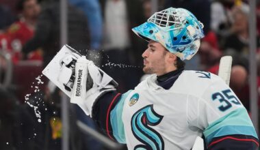 Kraken score three in the third to erase two-goal deficit and beat Blackhawks – KIRO 7 News Seattle