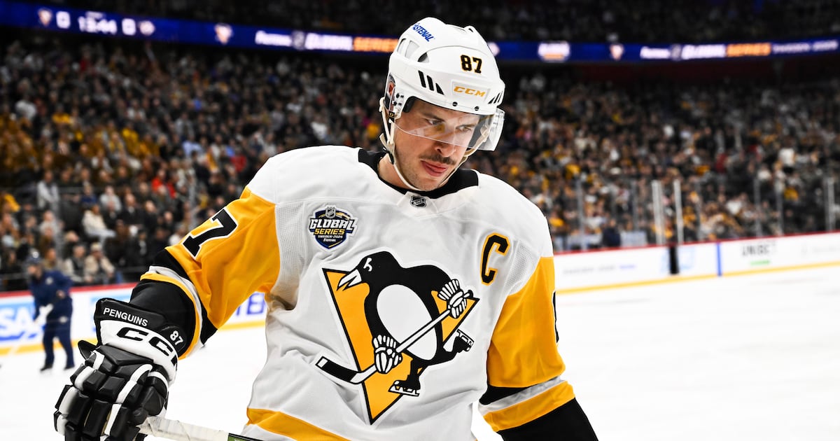 Penguins sink in Sweden; late goal & OT loss