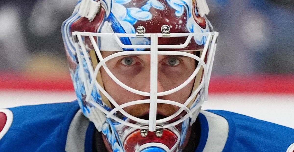 Open Thread: Colorado Avalanche @ Chicago Blackhawks (5:00 P.M.)