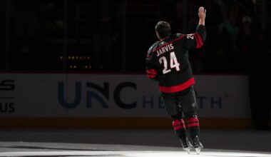 Hurricanes storm past Winnipeg in Third, win 5-1