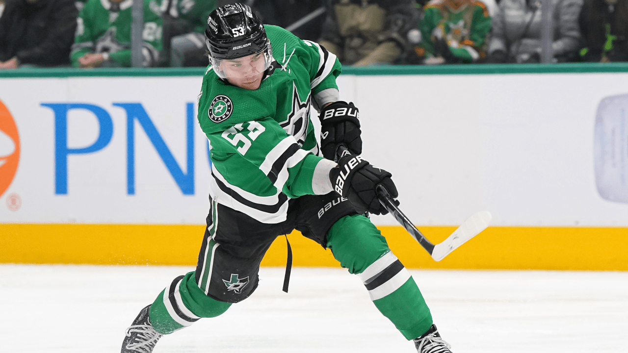 Johnston making push for Canada Olympic spot while shining for Stars