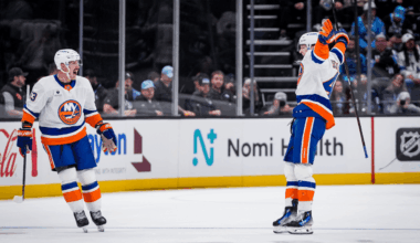 Schaefer scores in OT, Islanders edge Mammoth for 4th straight win