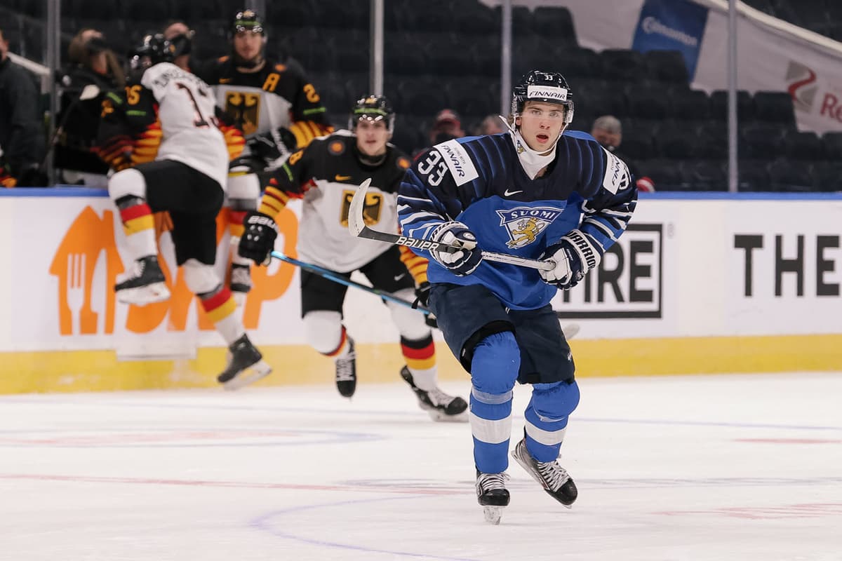 Why Brad Lambert is a smart long-term option for Maple Leafs to consider