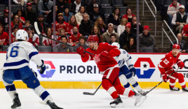 RECAP: Red Wings drop third consecutive game with 6-3 loss to Lightning