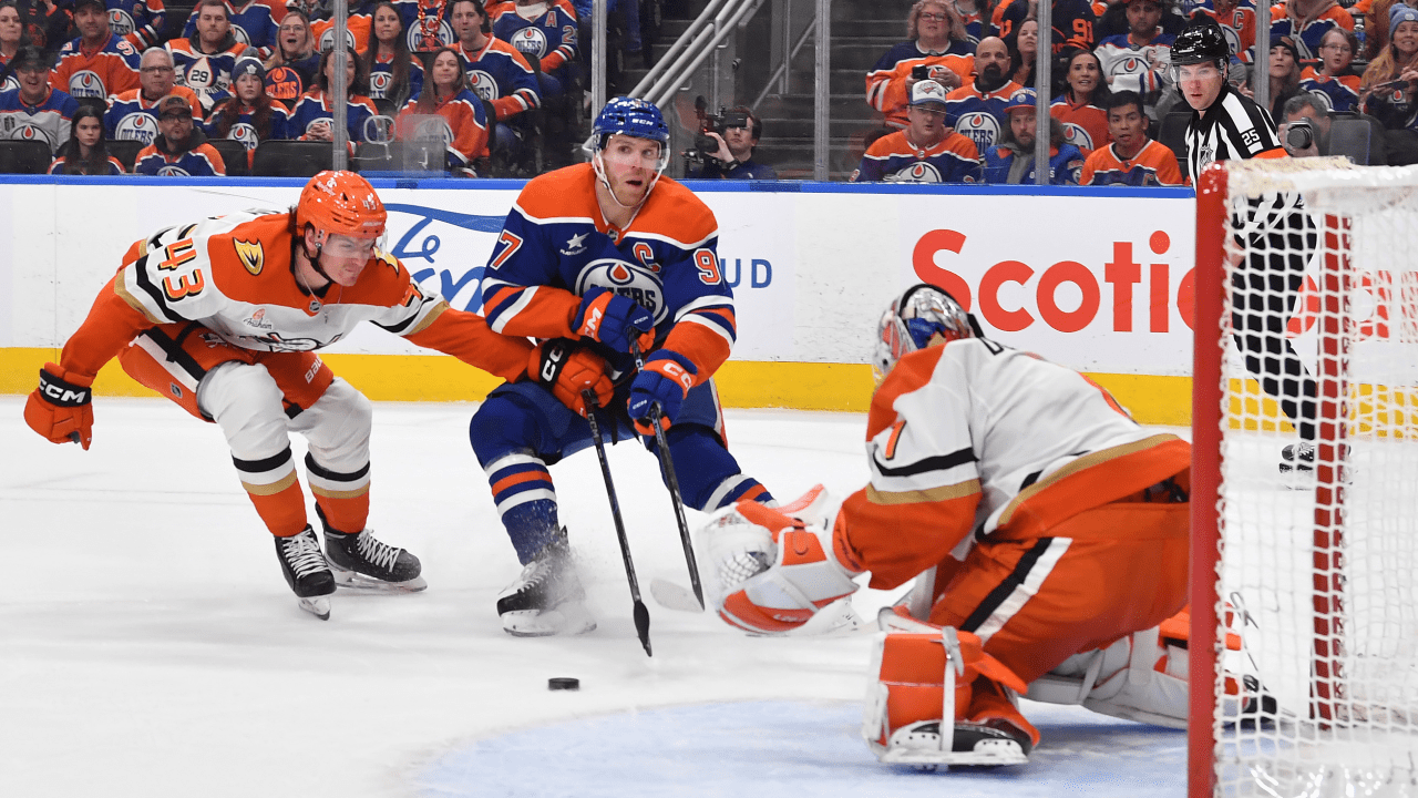 Oilers' lack of net-front presence among reasons for slow start