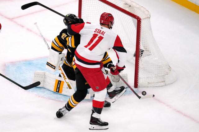 Pyotr Kochetkov makes 29 saves as Hurricanes beat Bruins 3-1 :: WRALSportsFan.com