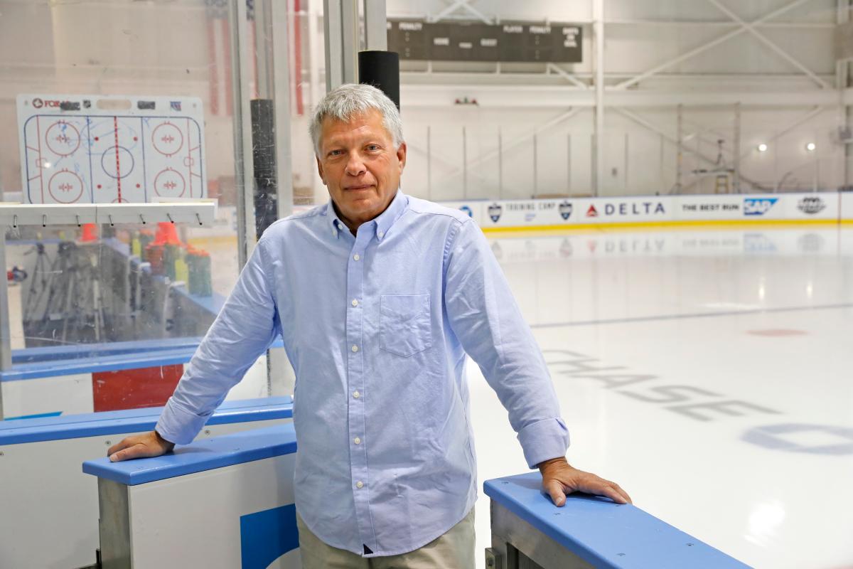 Larry Brooks' impact clear in outpouring of grief across the NHL