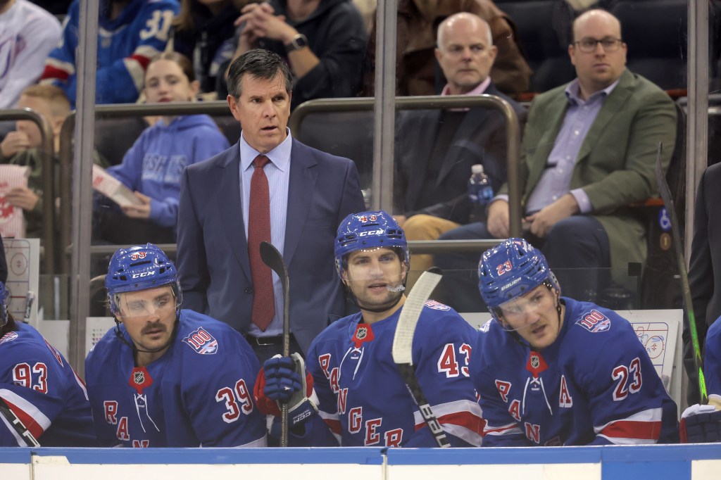 New York Rangers head coach Mike Sullivan coaching players against the Nashville Predators.