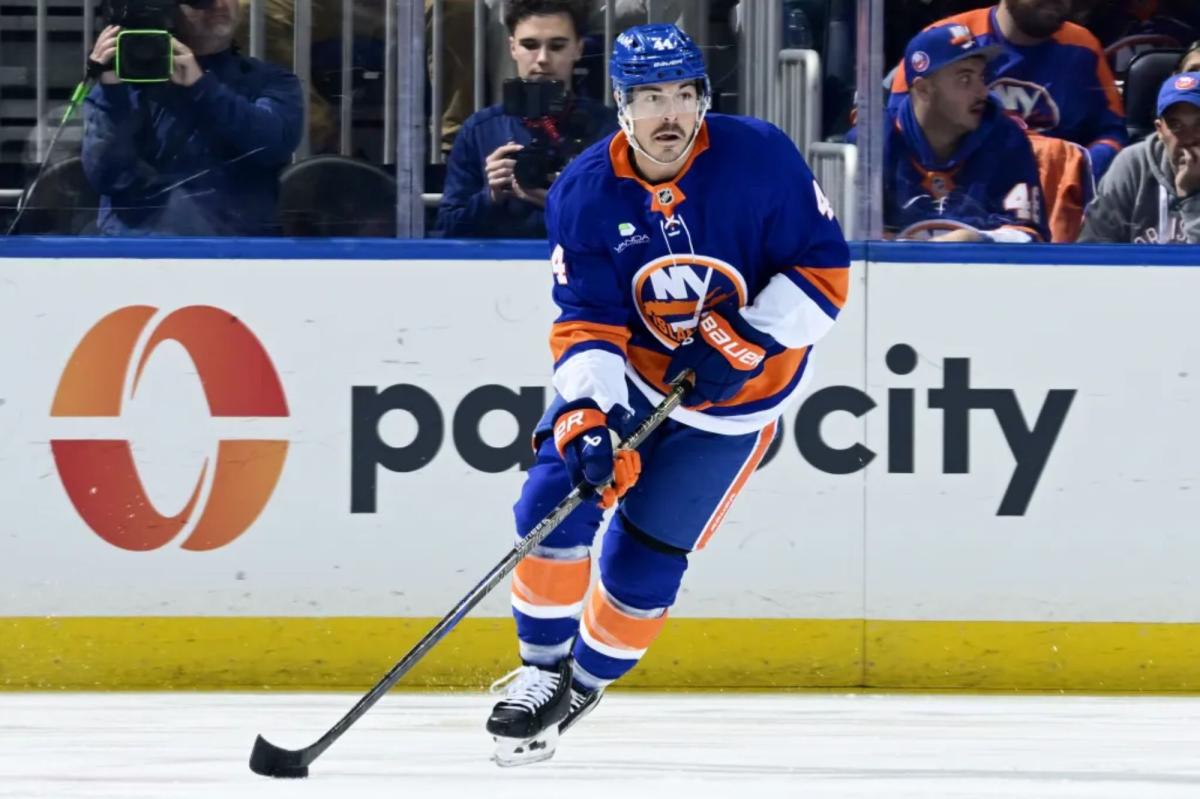 Islanders' Jean-Gabriel Pageau likely to return from injury before Christmas