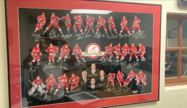 Marquette County United Way Auctioning Off Red Wings Memorabilia